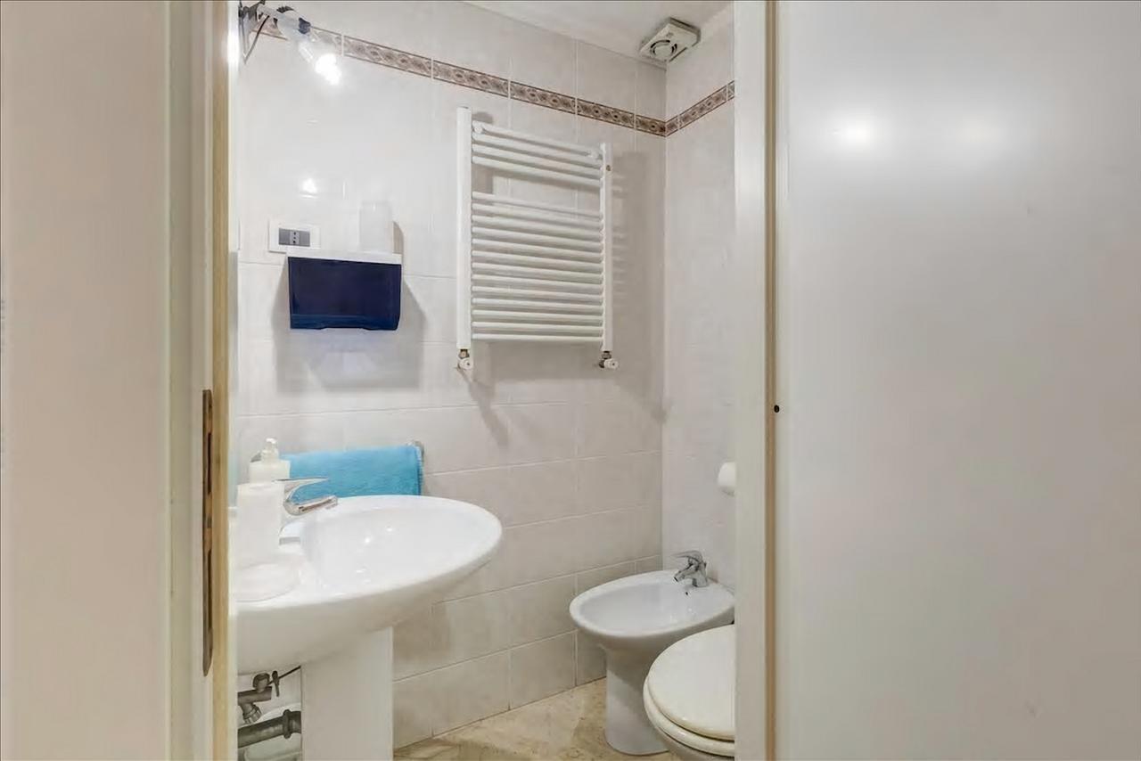 Holiday Jeans Apartment Rzym Zewnętrze zdjęcie